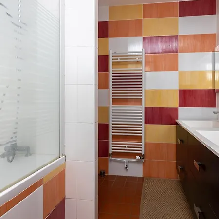 Дом отдыха Grande Avec Piscine Chauffee
